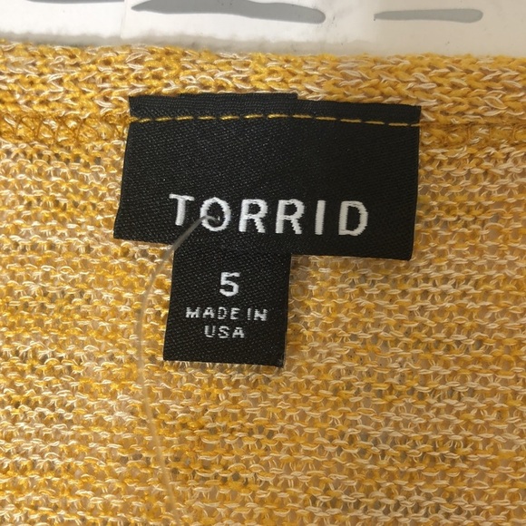 Torrid top in yellow 5 - Picture 3 of 9